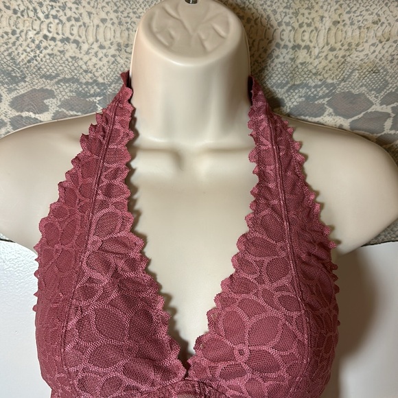 Pink Victoria secret bralette - Picture 2 of 7
